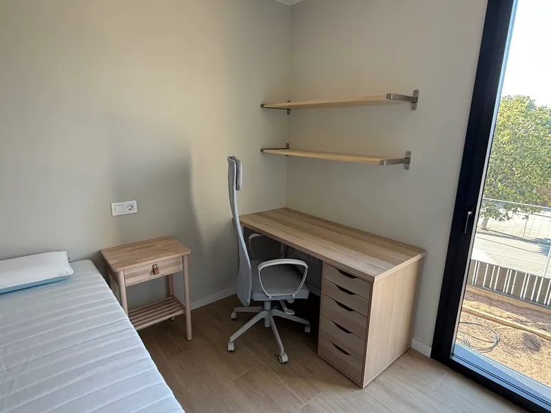 Habitació 3 - Zona d'Estudi